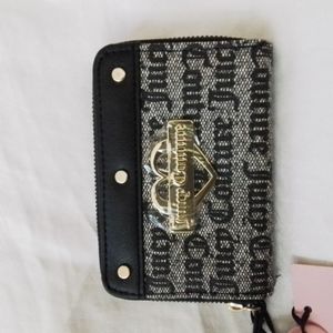 New! Juicy Couture small black wallet with heart